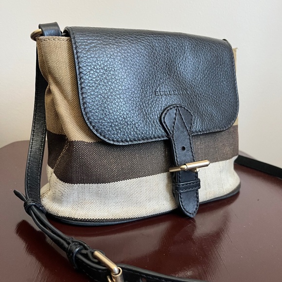 Burberry Bags Burberry Gowan Crossbody Poshmark